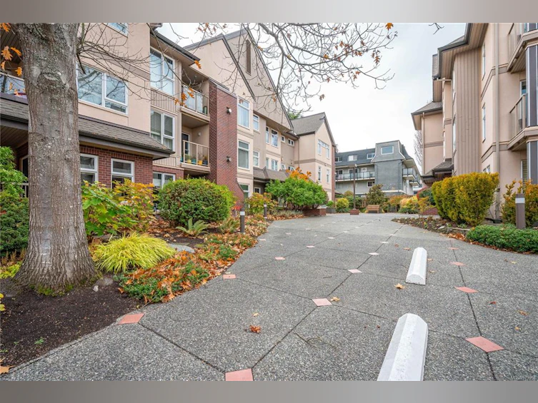205-835 Selkirk Avenue, Esquimalt, BC, V9A 2T7 - 41