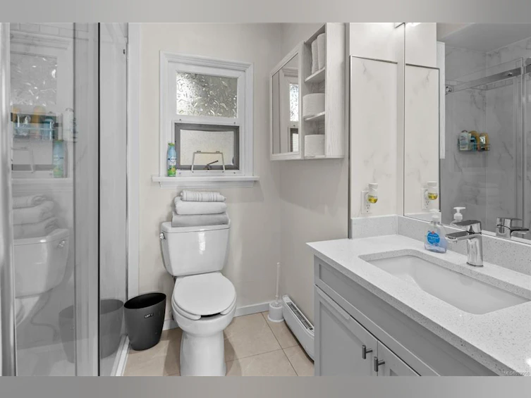 207 Mary Street, Victoria, BC, V9A 3V8 - 18
