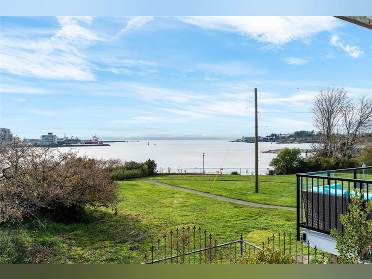 207 Mary Street, Victoria, BC, V9A 3V8 - 22