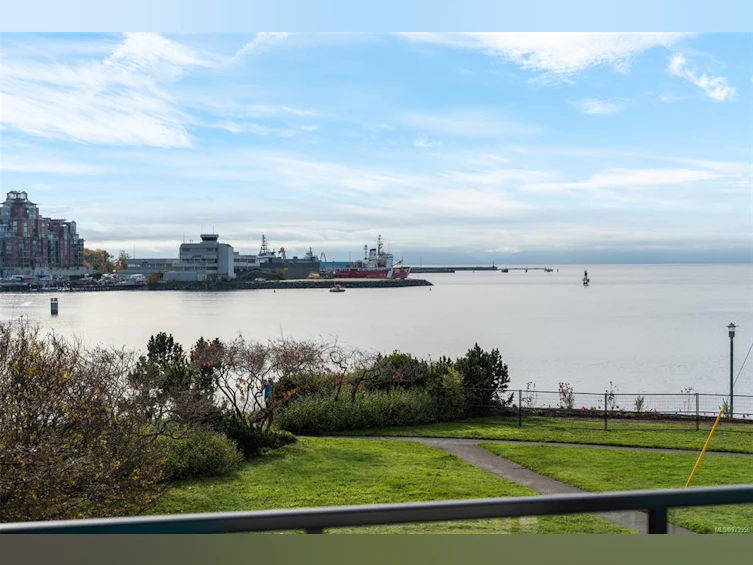207 Mary Street, Victoria, BC, V9A 3V8 - 24