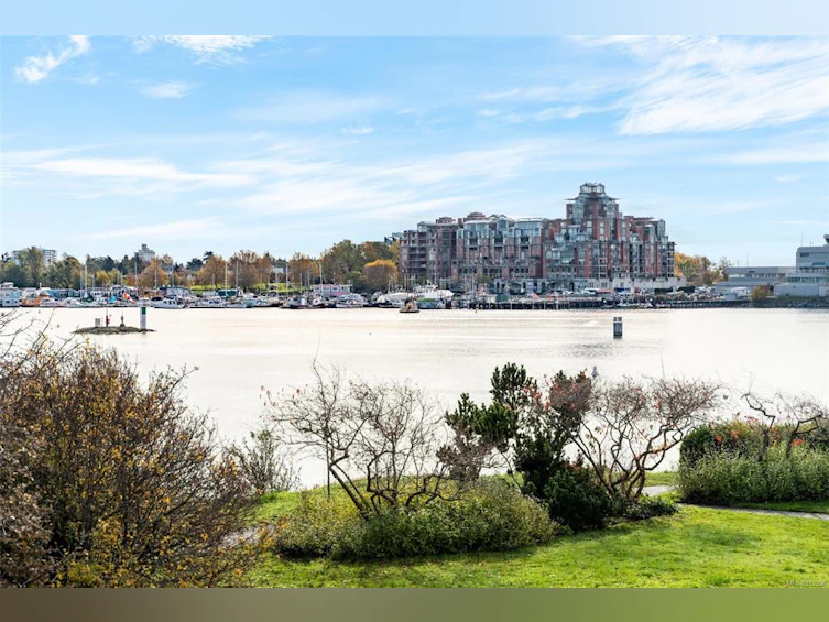207 Mary Street, Victoria, BC, V9A 3V8 - 25