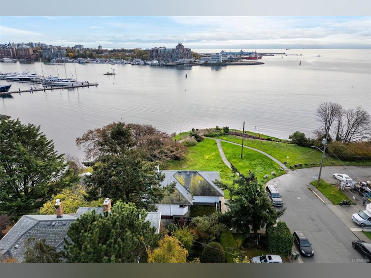 207 Mary Street, Victoria, BC, V9A 3V8 - 36