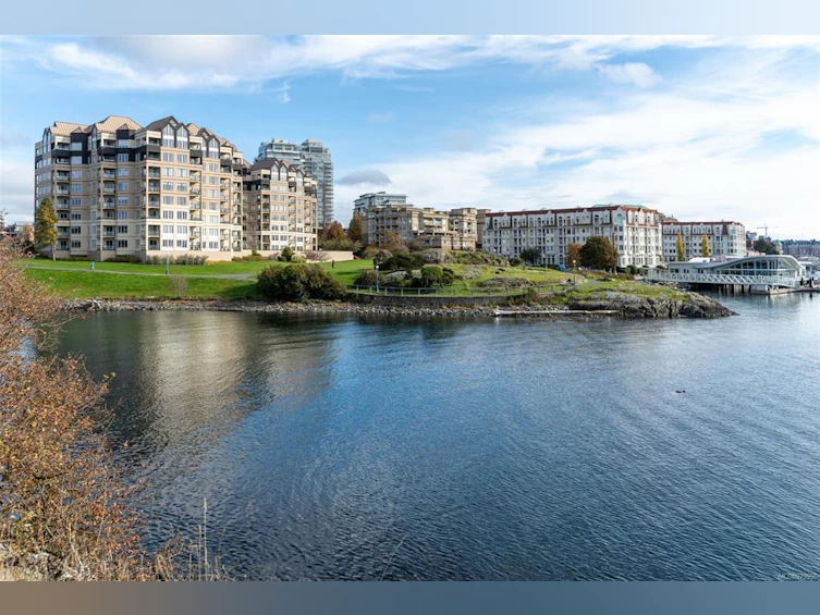 207 Mary Street, Victoria, BC, V9A 3V8 - 44