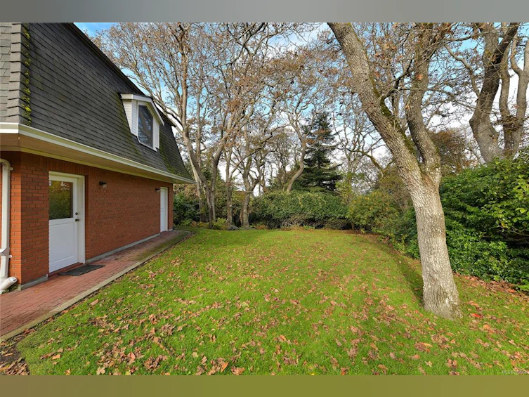 611 Island Road, Oak Bay, BC, V8S 2T7 - 74