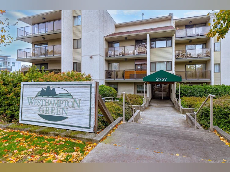 309-2757 Quadra Street, Victoria, BC, V8T 4E5 - 3