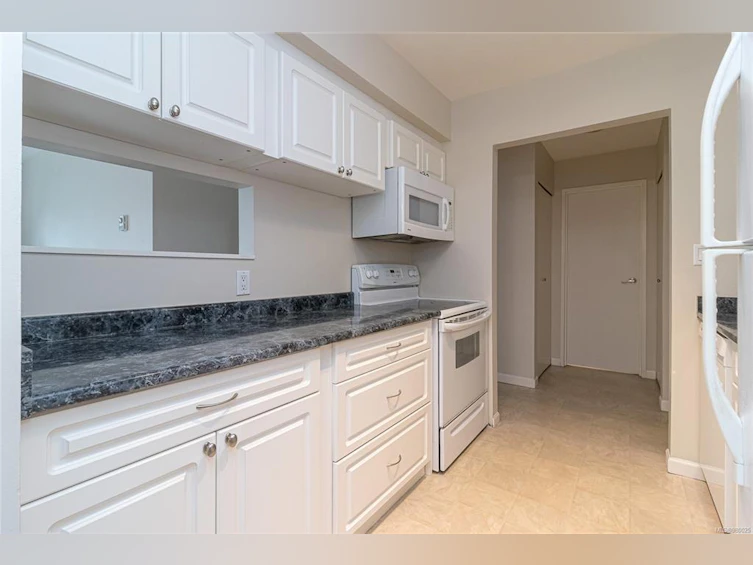 309-2757 Quadra Street, Victoria, BC, V8T 4E5 - 22
