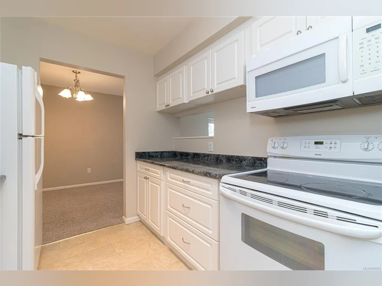 309-2757 Quadra Street, Victoria, BC, V8T 4E5 - 24