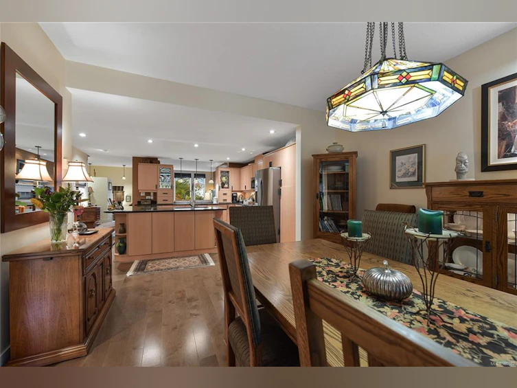 756 Cordova Bay Road, Saanich, BC, V8Y 1R1 - 25