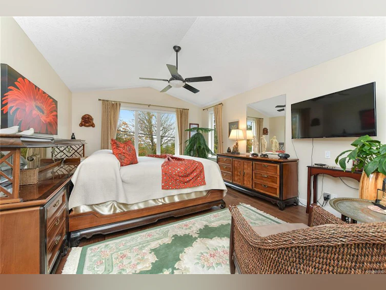 756 Cordova Bay Road, Saanich, BC, V8Y 1R1 - 40