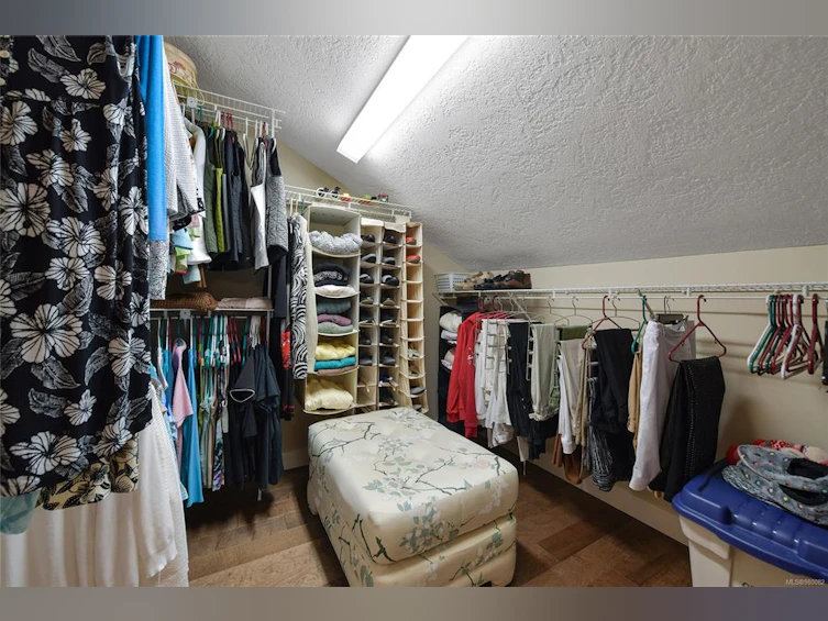 756 Cordova Bay Road, Saanich, BC, V8Y 1R1 - 41