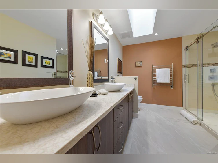 756 Cordova Bay Road, Saanich, BC, V8Y 1R1 - 44