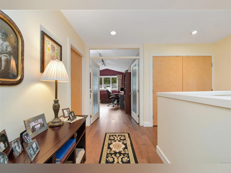 756 Cordova Bay Road, Saanich, BC, V8Y 1R1 - 47