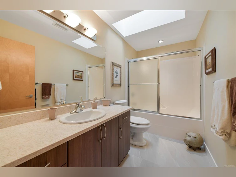 756 Cordova Bay Road, Saanich, BC, V8Y 1R1 - 51