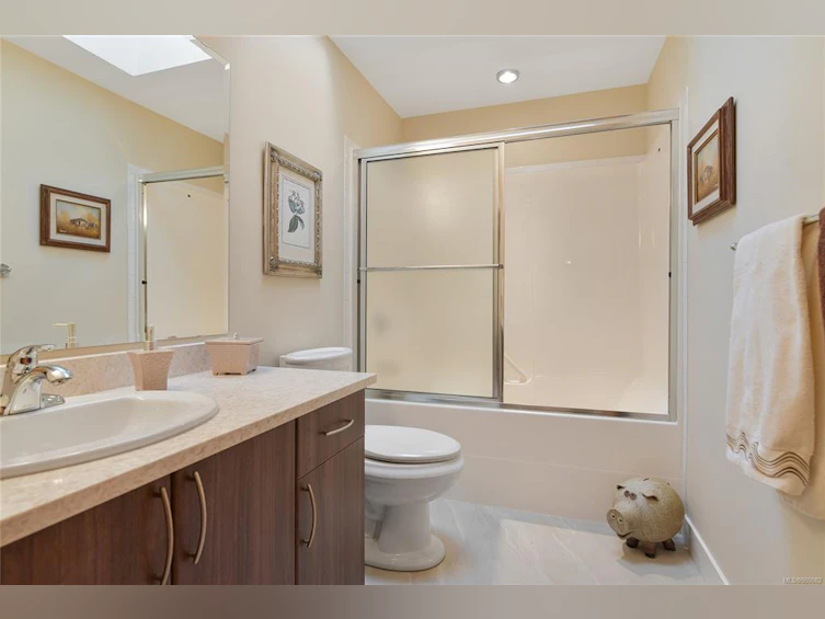 756 Cordova Bay Road, Saanich, BC, V8Y 1R1 - 52
