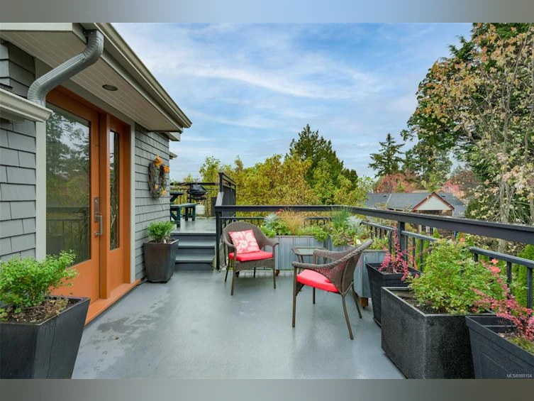 1330 Minto Street, Victoria, BC, V8S 1P4 - 5