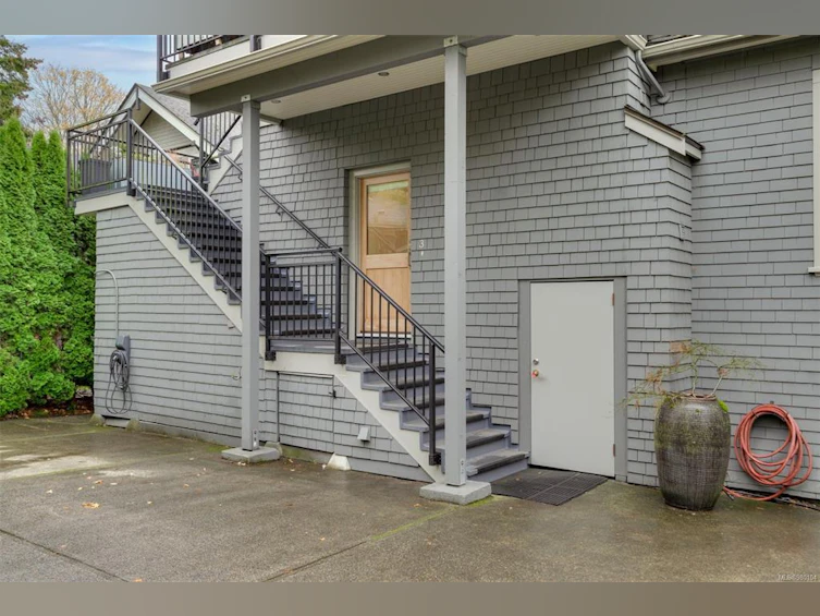 1330 Minto Street, Victoria, BC, V8S 1P4 - 41