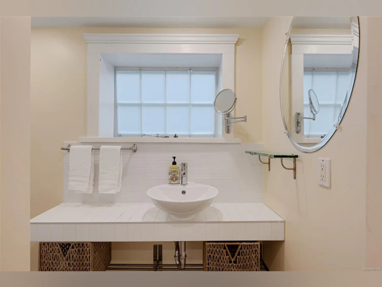 1330 Minto Street, Victoria, BC, V8S 1P4 - 78