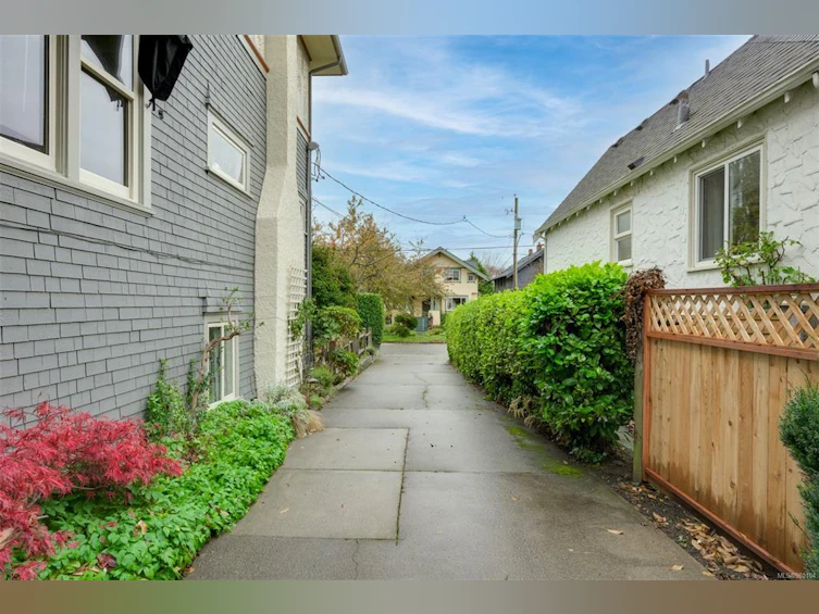 1330 Minto Street, Victoria, BC, V8S 1P4 - 84