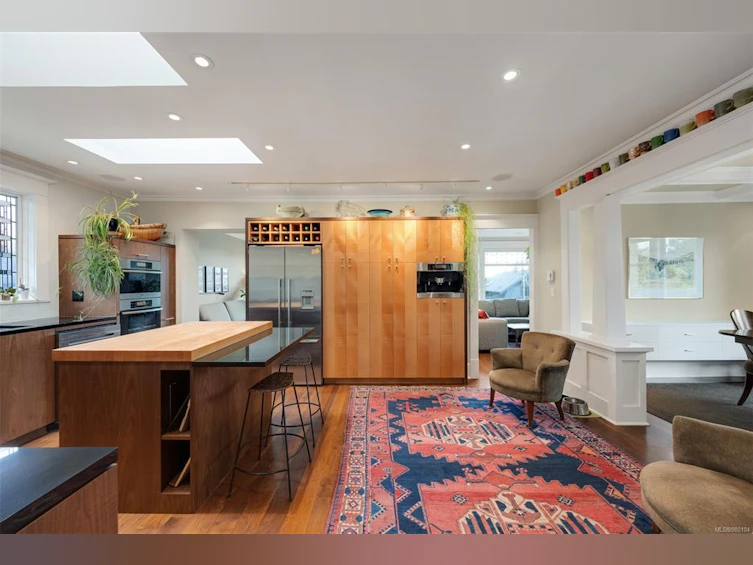 1330 Minto Street, Victoria, BC, V8S 1P4 - 9