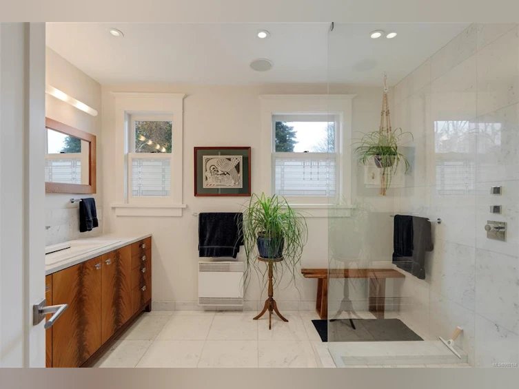 1330 Minto Street, Victoria, BC, V8S 1P4 - 17