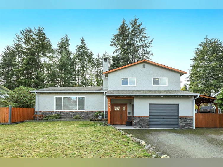1995 Stewart Avenue, Courtenay, BC, V9N 3H8 - 4