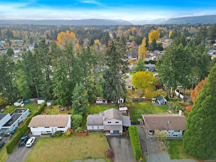 1995 Stewart Avenue, Courtenay, BC, V9N 3H8 - 37