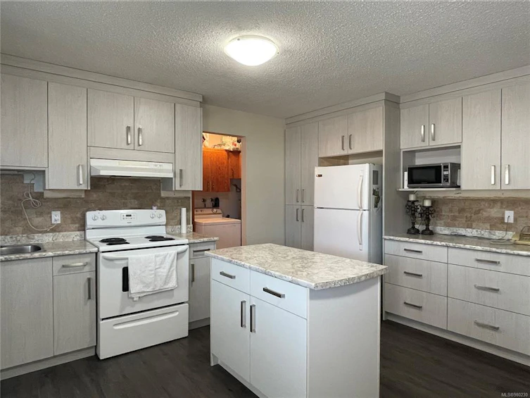 3705 14th Avenue, Port Alberni, BC, V9Y 5B8 - 24