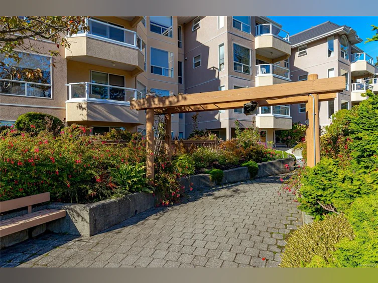 3147-2600 Ferguson Road, Central Saanich, BC, V8M 2C1 - 9