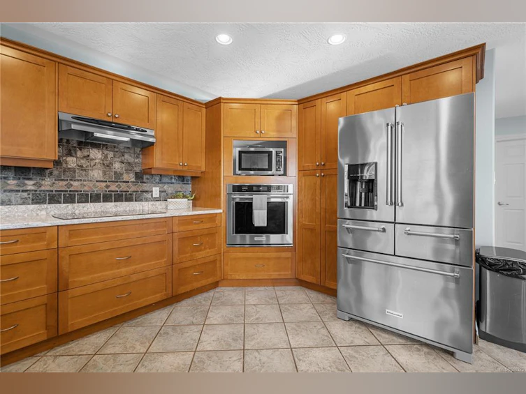 6041 Stonehouse Place, Duncan, BC, V9L 5M8 - 16