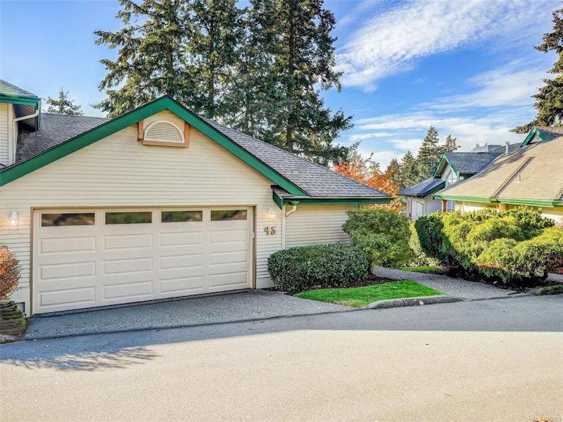 45 - 530 Marsett Place, Saanich BC V8Z 7J2