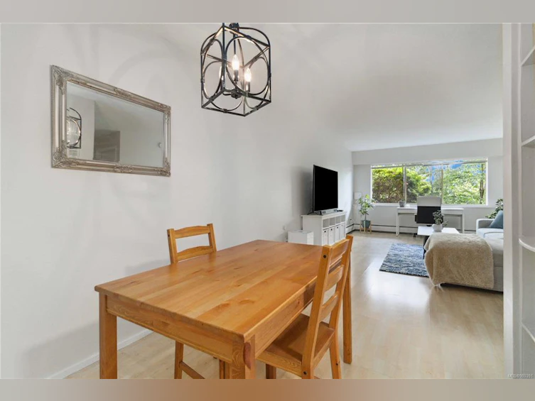 107-964 Heywood Avenue, Victoria, BC, V8V 2Y5 - 6