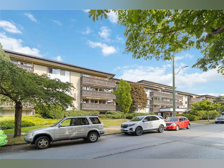 107-964 Heywood Avenue, Victoria, BC, V8V 2Y5 - 38