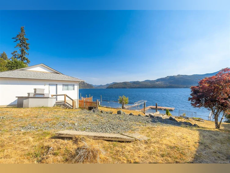 10674 Lake Boulevard, Youbou, BC, V0R 3E1 - 9
