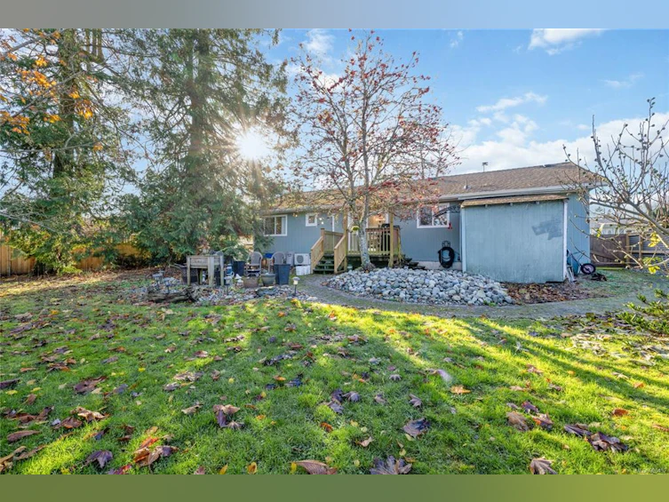 444 Young Street, Parksville, BC, V9P 1C1 - 24
