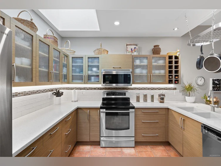 828 Lakes Boulevard, French Creek, BC, V9P 2P8 - 6