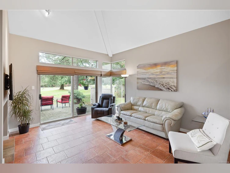 828 Lakes Boulevard, French Creek, BC, V9P 2P8 - 12