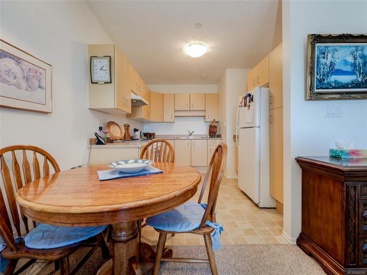 410-10030 Resthaven Drive, Sidney, BC, V8L 3G4 - 10