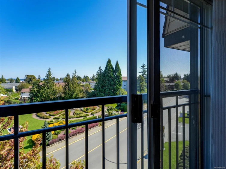 410-10030 Resthaven Drive, Sidney, BC, V8L 3G4 - 19