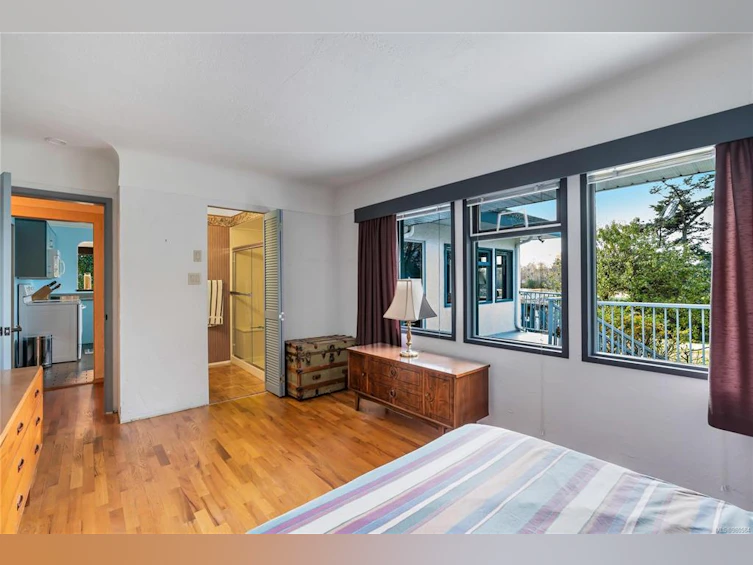 4186 Blenkinsop Road, Saanich, BC, V8X 2C4 - 16
