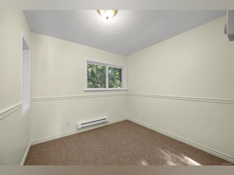 3046 Rinvold Road, Hilliers, BC, V9K 1X2 - 6