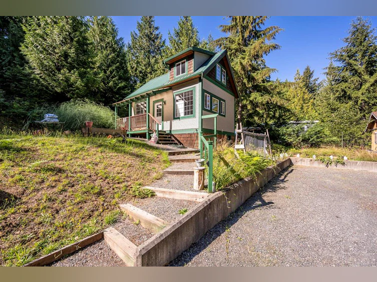 3046 Rinvold Road, Hilliers, BC, V9K 1X2 - 20