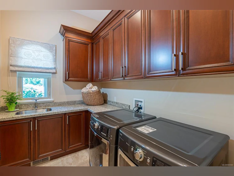 3340 Stephenson Point Road, Nanaimo, BC, V9T 1K2 - 40