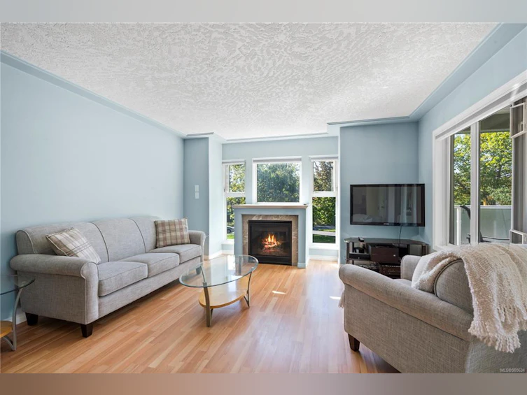 215-400 Dupplin Road, Saanich, BC, V8Z 1B7 - 2