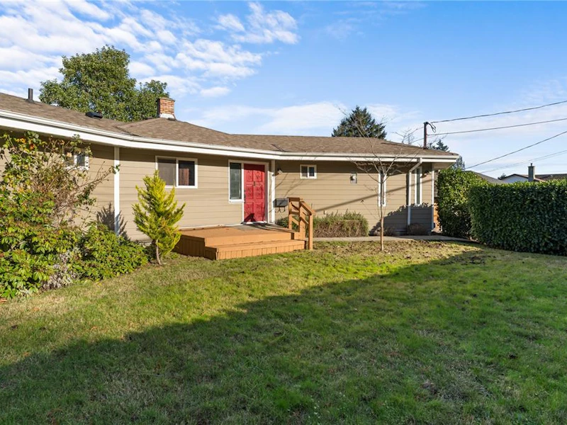 5590 Westdale Road, Nanaimo BC V9V 1G4