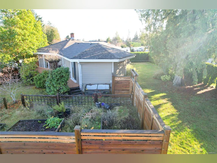 5590 Westdale Road, Nanaimo, BC, V9V 1G4 - 28