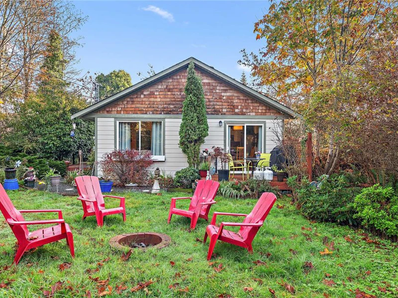 2133 S French Road, Sooke BC V9Z 0M7