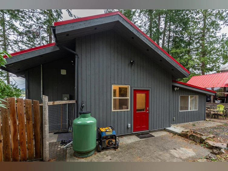 658 Maple Road, Quadra Island, BC, V0P 1H0 - 5