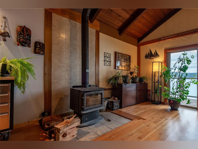658 Maple Road, Quadra Island, BC, V0P 1H0 - 8