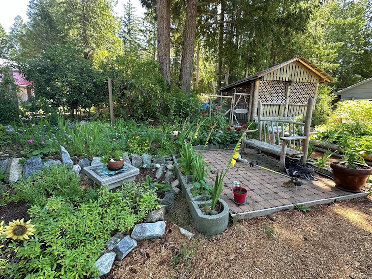 658 Maple Road, Quadra Island, BC, V0P 1H0 - 37