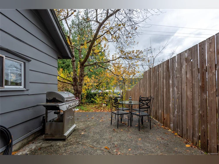 658 Maple Road, Quadra Island, BC, V0P 1H0 - 42
